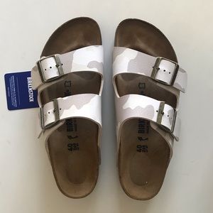 Birkenstock Arizona Camo Desert Soil Sand NEVER WORN with tags, box Size 40 (9)